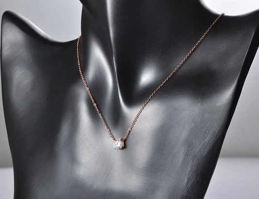 Conjunto Clássico Brilhante Zirconia Brincos e Colares