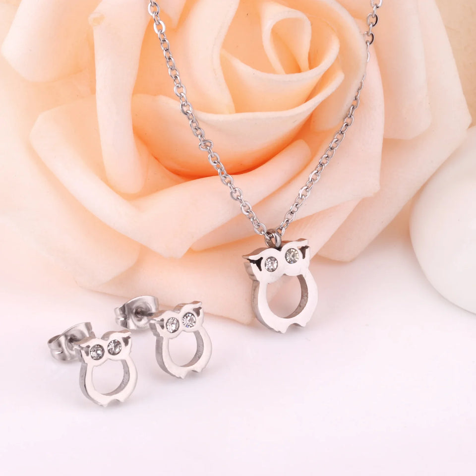 Conjuntos de Brincos com Pingentes de Zircônia Coruja